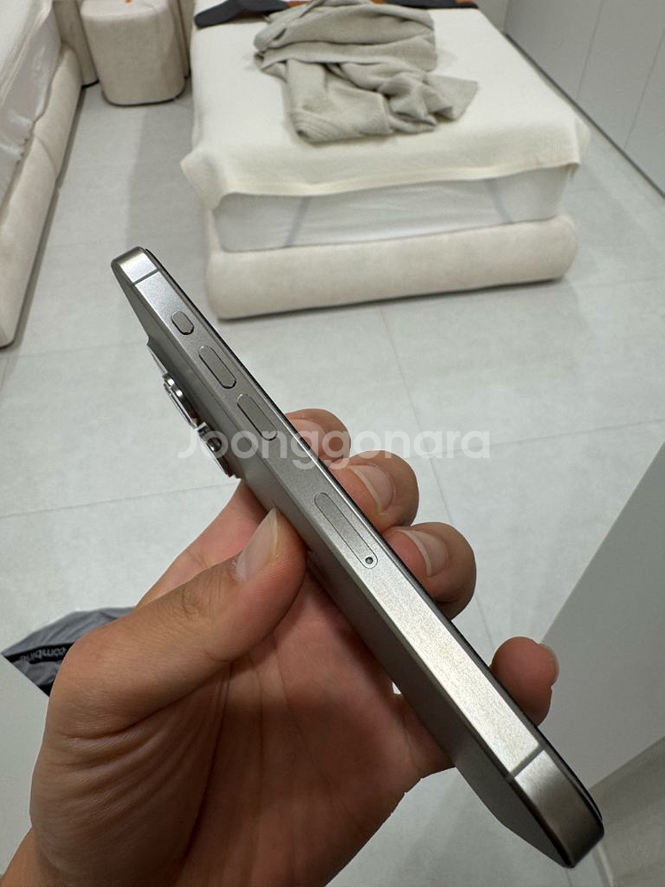 아이폰 15pro 네추럴티타늄 1tb 자급제--6
