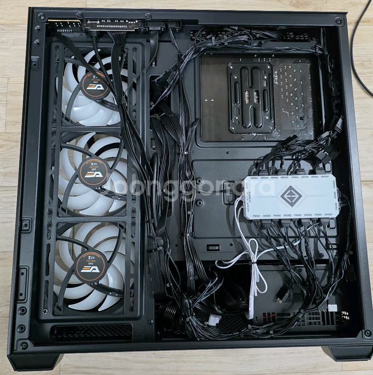 조립본체 (라이젠9600x / 32g / rx9070)--4