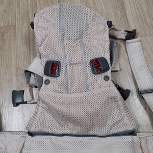 베이비뵨 캐리어원 메쉬