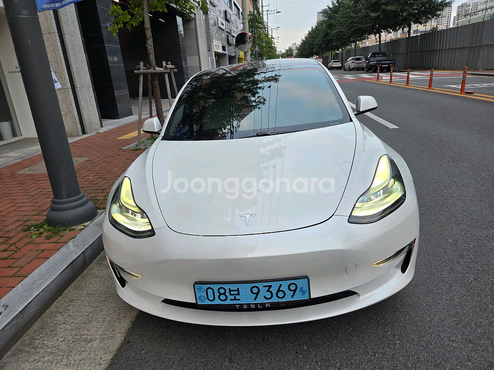 테슬라 모델3. 롱레인지 리리프 21년11월 56천km--0