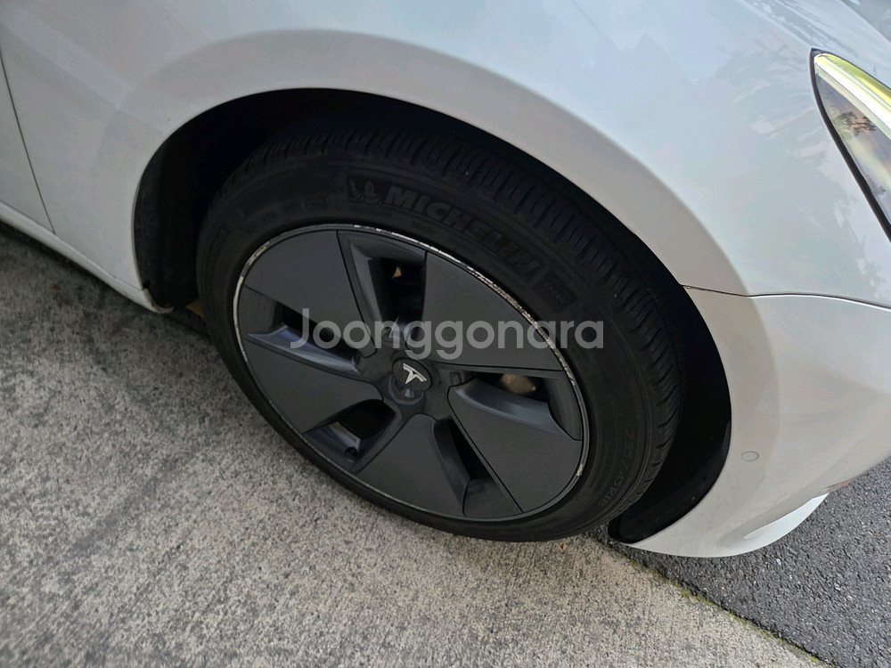 테슬라 모델3. 롱레인지 리리프 21년11월 56천km--5
