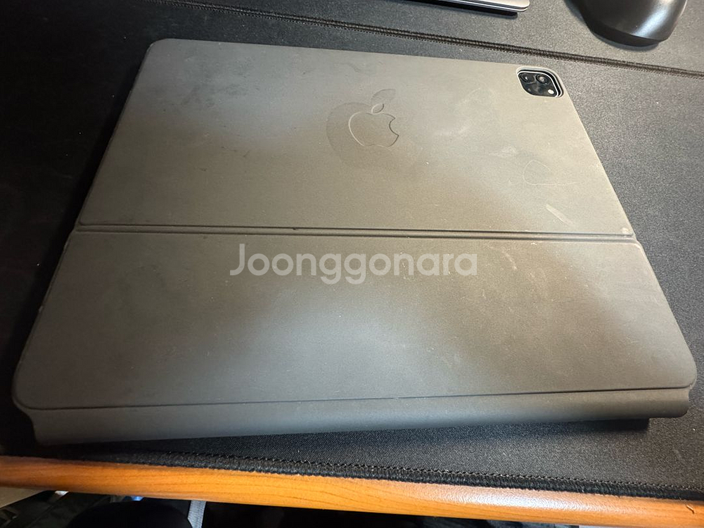 아이패드프로12.9인치6세대128GB+매직키보드--1