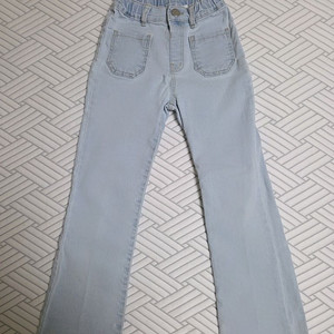 에이마켓 연청 데님 부츠컷 청바지 js사이즈(8-9세)
