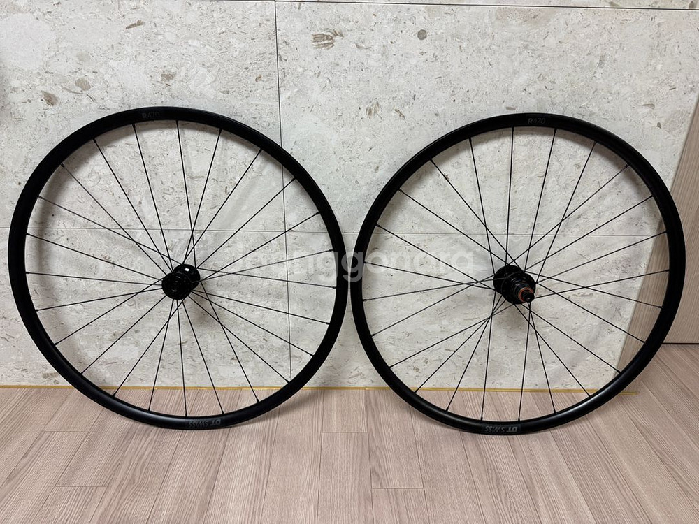 DT SWISS R470 12단 디스크 휠셋 팝니다.--0