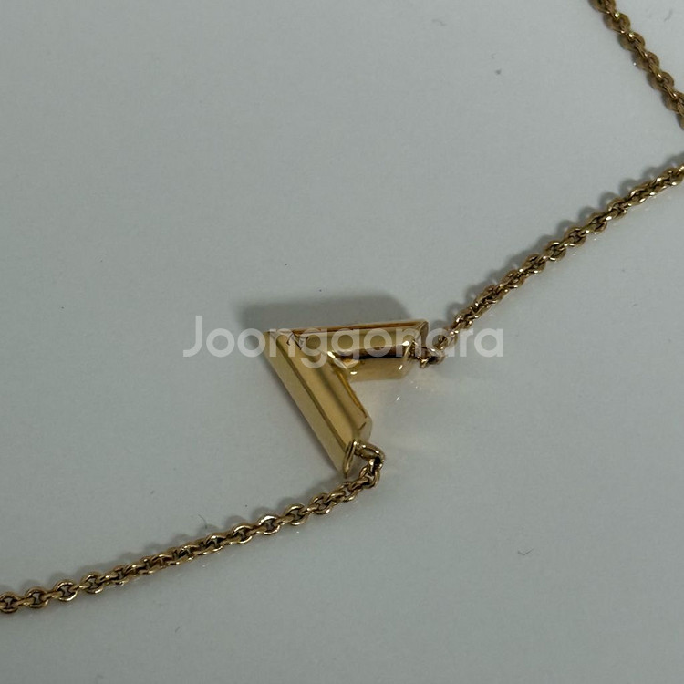 루이비통 에센셜 골드코팅 목걸이--4