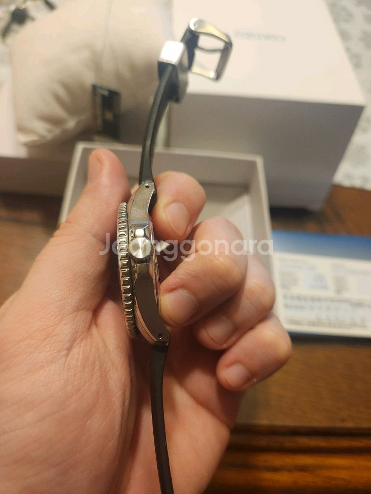 세이코 다이버 솔라sbdj055--4