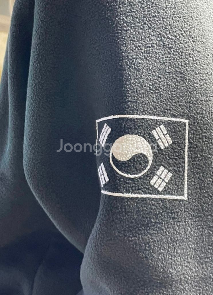 단종된 한정판뉴진스 X 육군 수방사 콜라보 로카 후리스--2