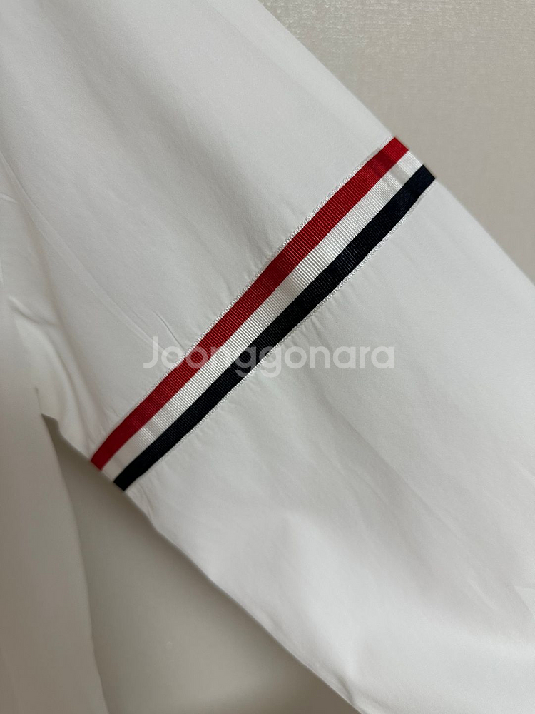 정품 25SS 톰브라운 암밴드 화이트 셔츠 4 size--3
