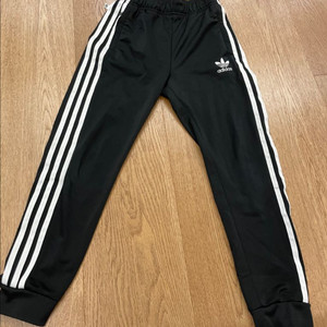 아동 아디다스 삼선 트레이닝바지 140