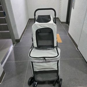 반려동물 유모차