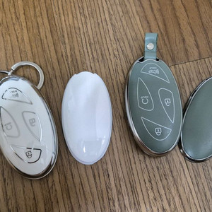 싼타페 mx5 키케이스 2개 팝니다