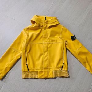 스톤아일랜드 주니어 노란색 소프트쉘 자켓점퍼 8y