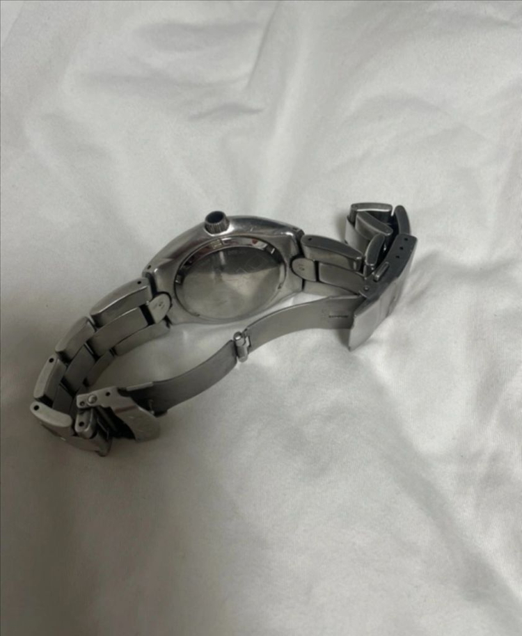 DKNY 메탈 시계--1