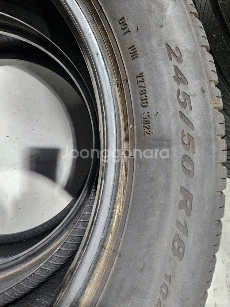 245 50 18 피렐리 피제로올시즌 중고 한대분--5