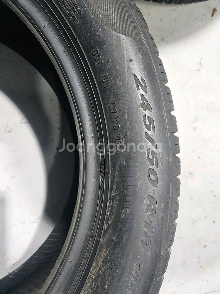 245 50 18 피렐리 피제로올시즌 중고 한대분--3
