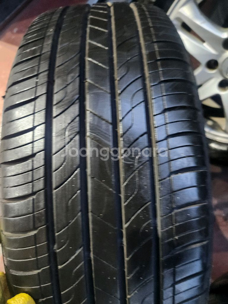 싼타페 순정 휠타이어. 235 60 17--7