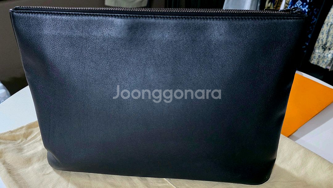 루이비통 포쉐트 코스모스 정품 Gm사이즈 한정판--3