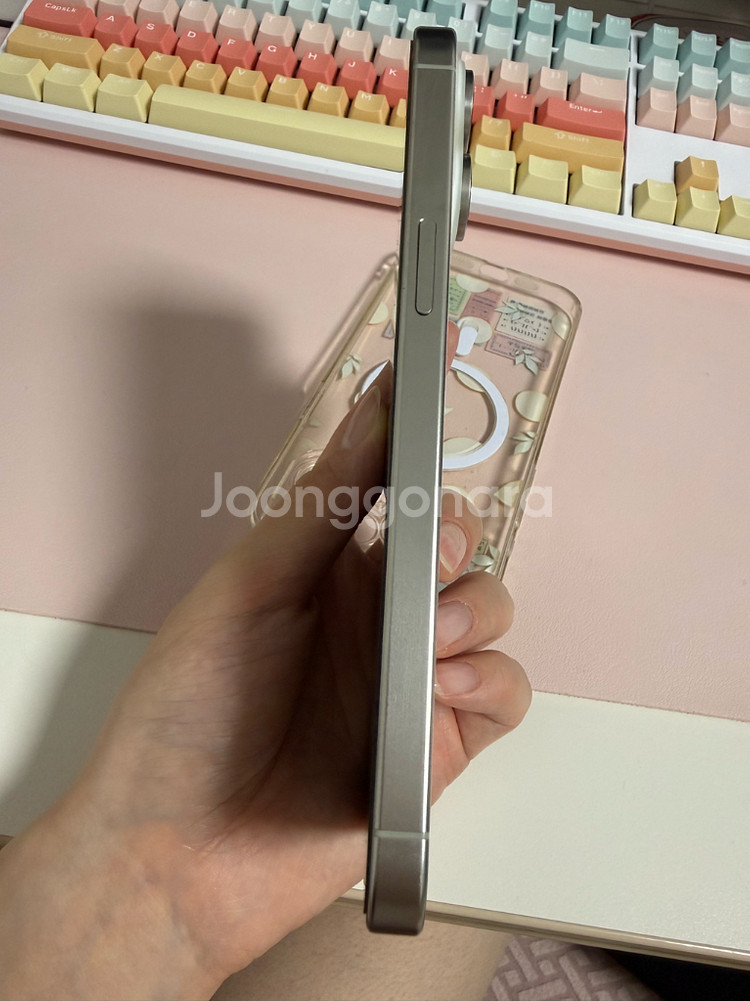 아이폰15프로맥스 512기가 화이트티타늄--3