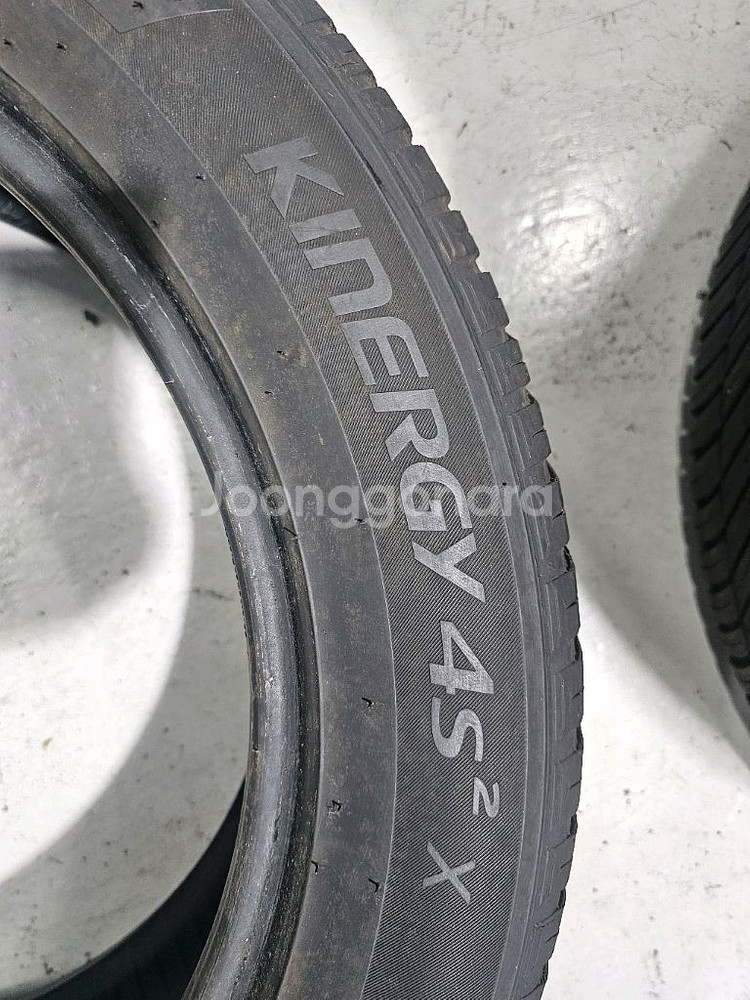 235 55 19 한국 키너지4s 한대분--2