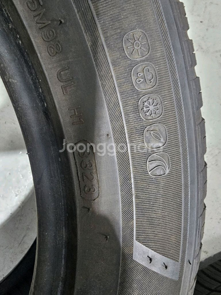 235 55 19 한국 키너지4s 한대분--3