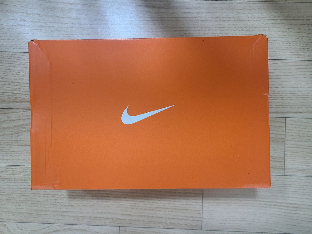 (완전새것) 새것 나이키 풋살화 티엠포 레전드10 아카--4