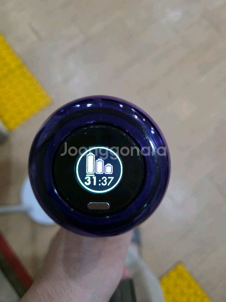 다이슨 디지털 슬림 sv18 청소기 팝니다.--1