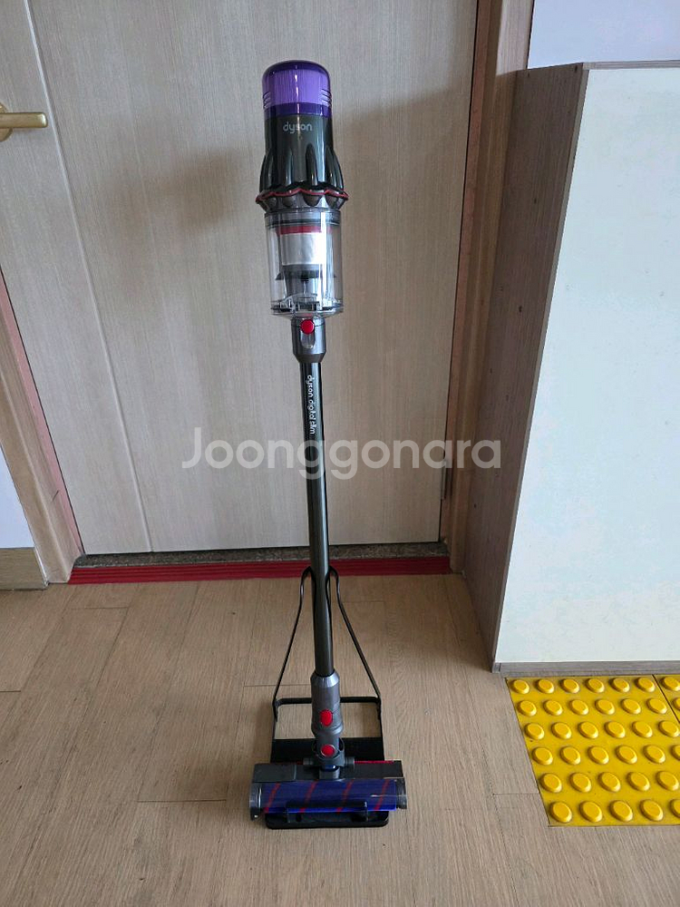 다이슨 디지털 슬림 sv18 청소기 팝니다.--0