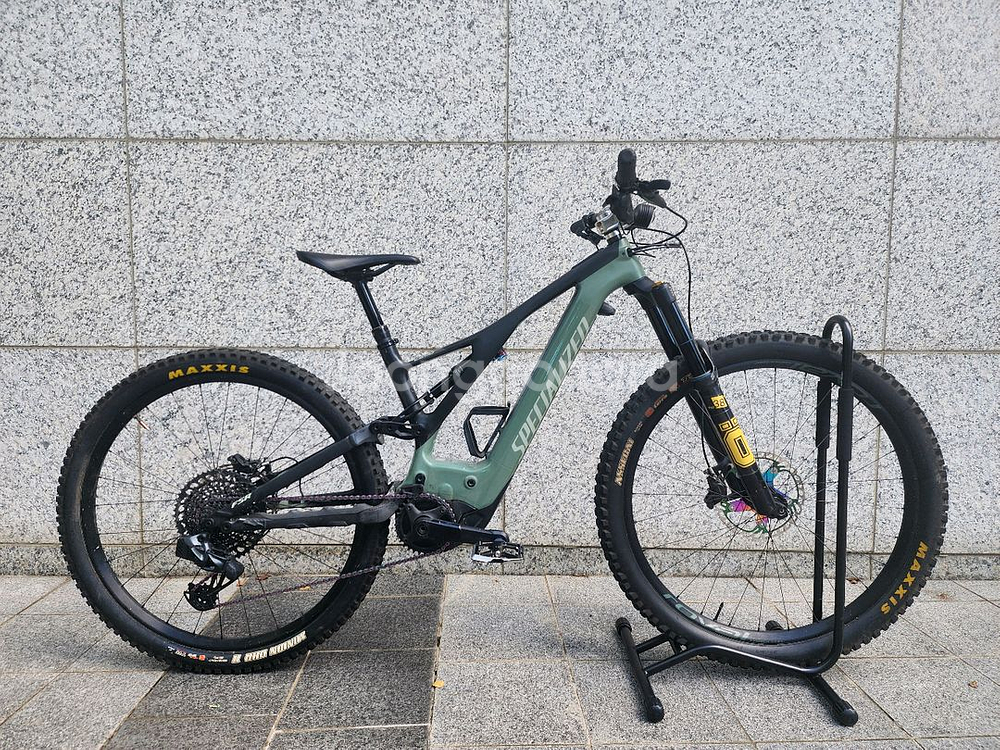 스페셜라이즈드 터보 리보 익스퍼트 (풀카본 emtb)--0