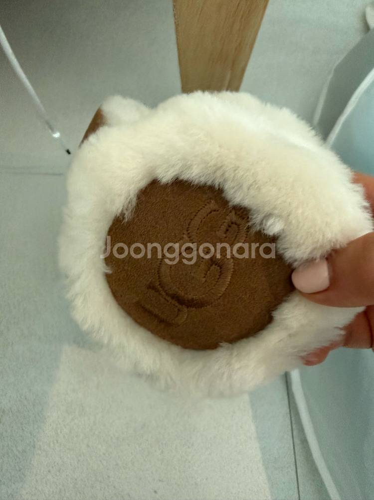 어그 미국 정품 귀마개--0