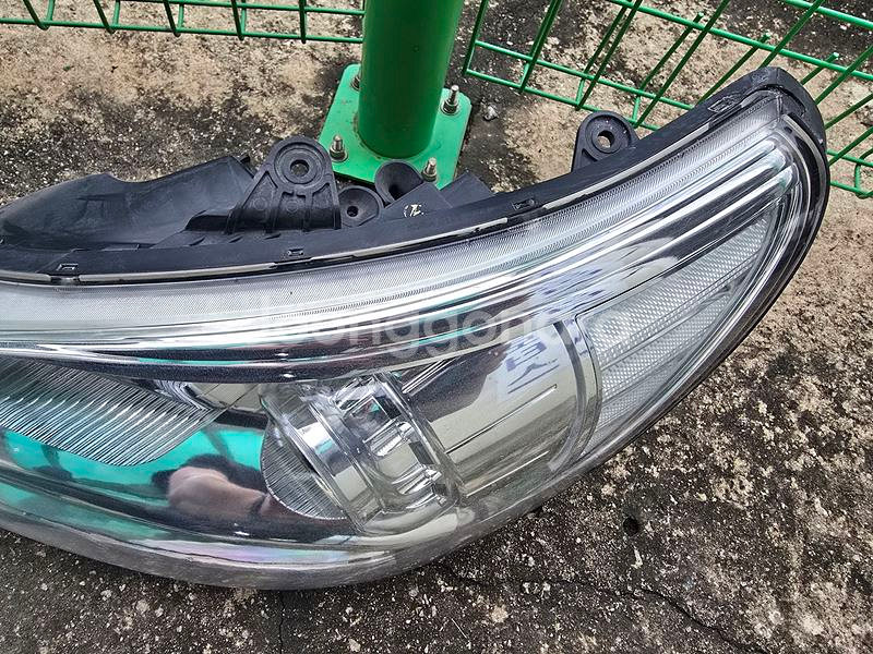 에쿠스vi 운전석 라이트 10핀 hid--1