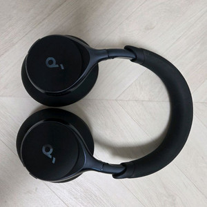 앤커 스페이스원 헤드폰 팝니다