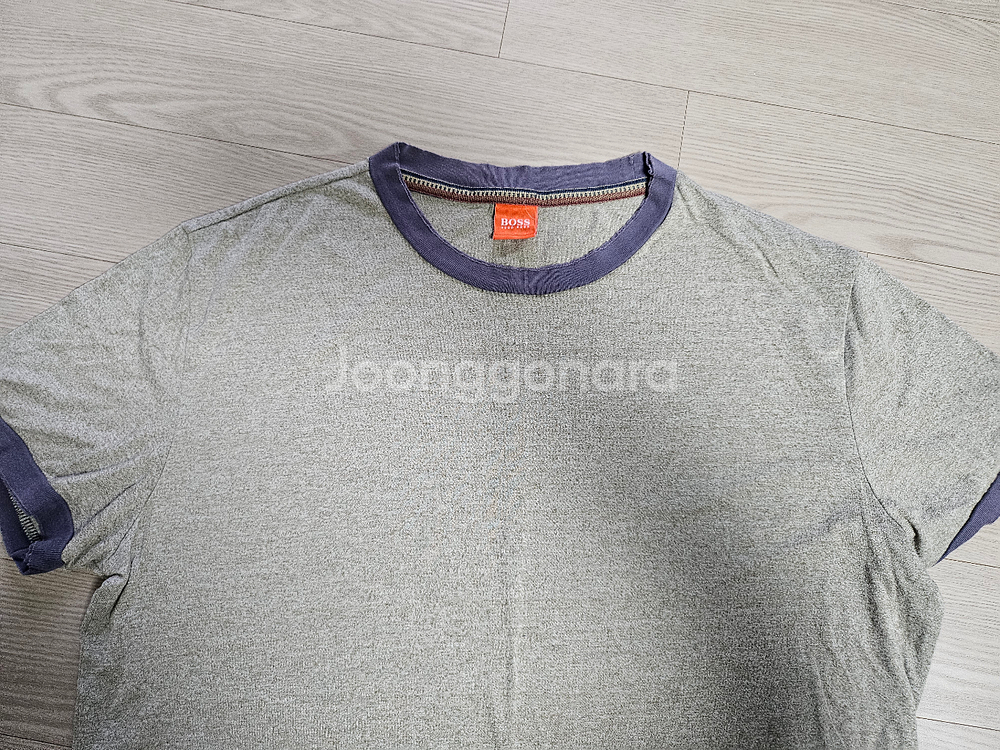 Hugo Boss 휴고보스 남성 반팔 티셔츠입--1