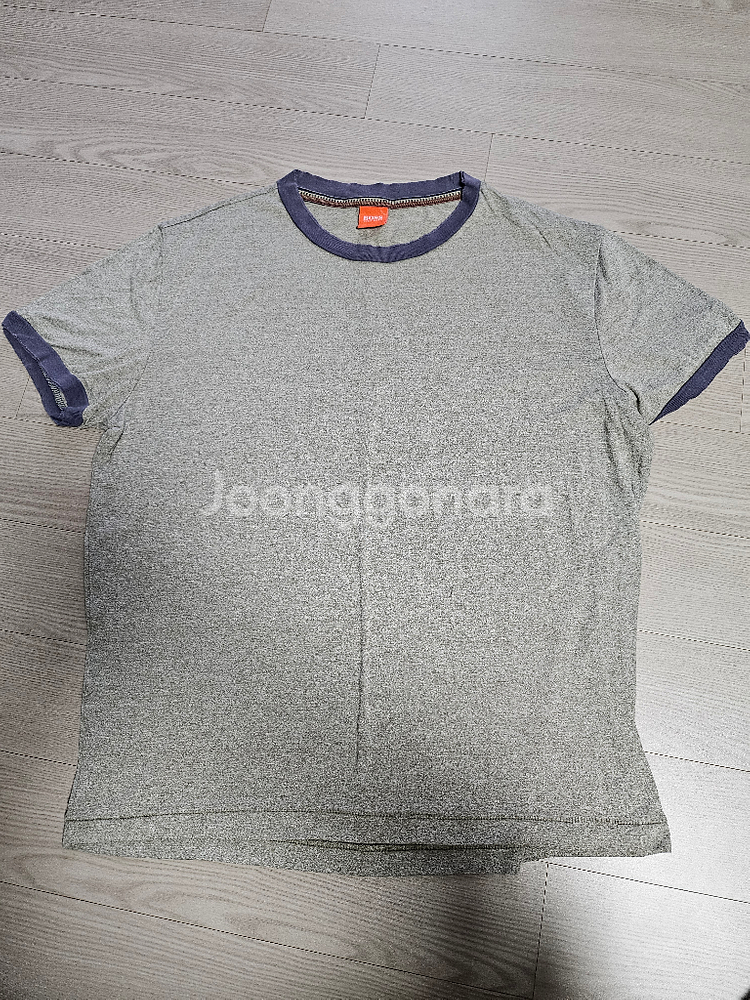 Hugo Boss 휴고보스 남성 반팔 티셔츠입--0
