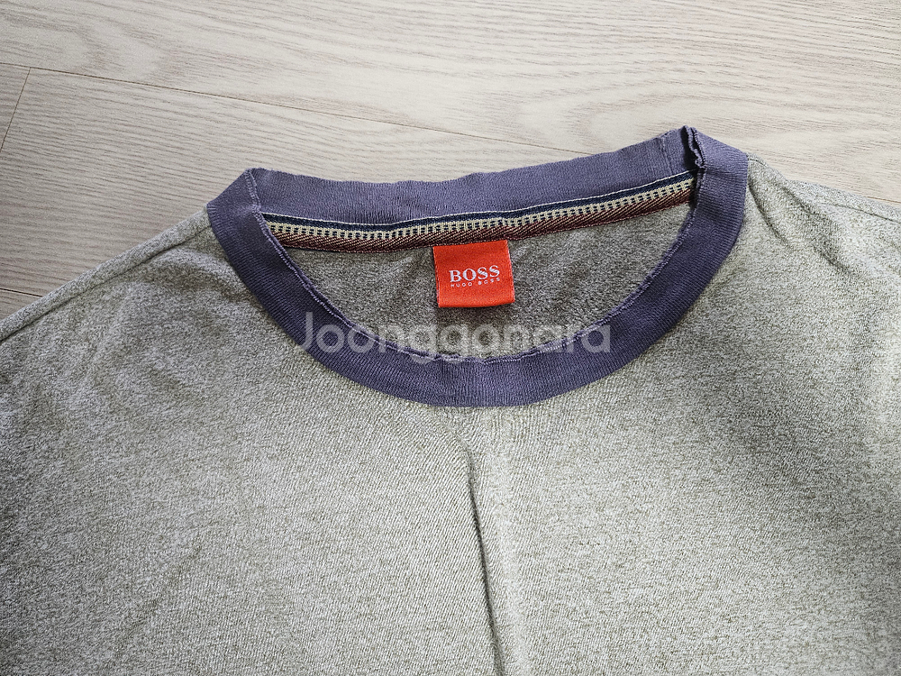 Hugo Boss 휴고보스 남성 반팔 티셔츠입--2
