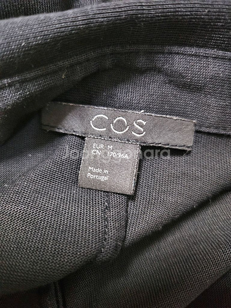 COS 블랙 리오셀 셔츠 M--2