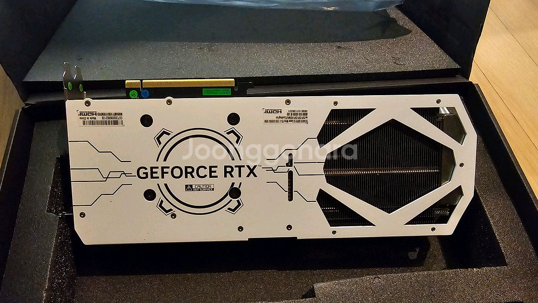 갤럭시 rtx4070 super 3팬--3