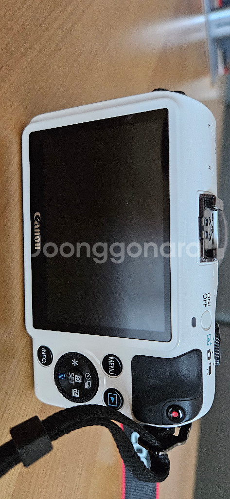 캐논 미러리스 EOS M (Canon)--2