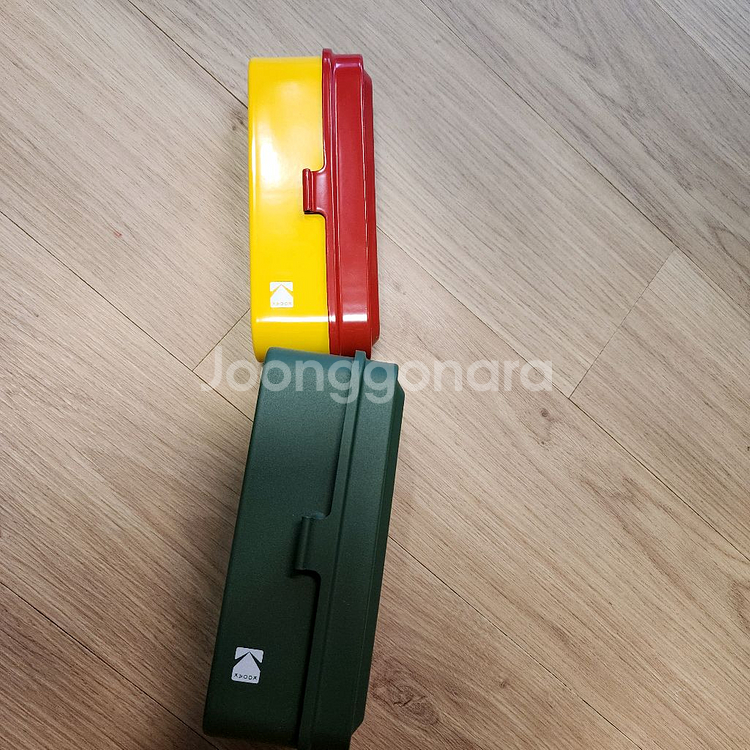 코닥 필름카메라 및 필름통--3