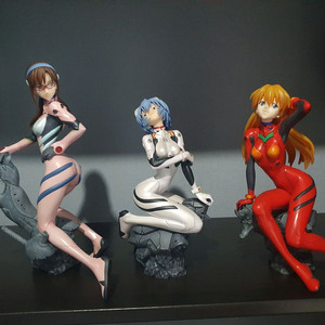 에반게리온 코토부키야 1/6 레이/아스카/마리 피규어