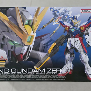 RG 윙 건담 제로 판매합니다.