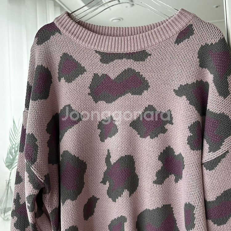 라벤더 레오파드 루즈핏 니트 (새제품)--1