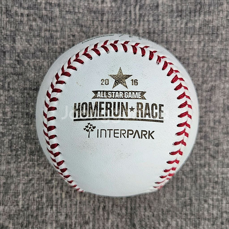 2016년 KBO 올스타전 홈런레이스 공인구, 야구공--0