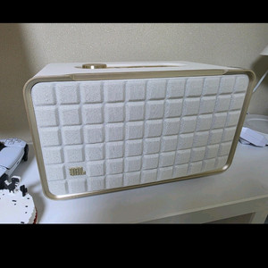 JBL 어쎈틱 300 화이트 Authentic 300