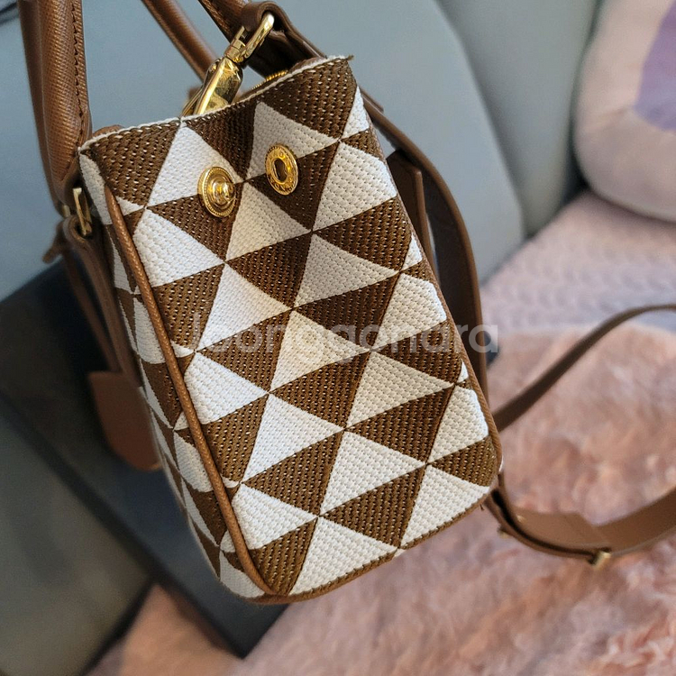 프라다 갤러리백--3