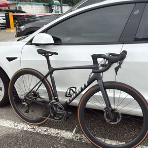 2021 자이언트 tcr 어드밴스 1 +카본휠셋 로드자