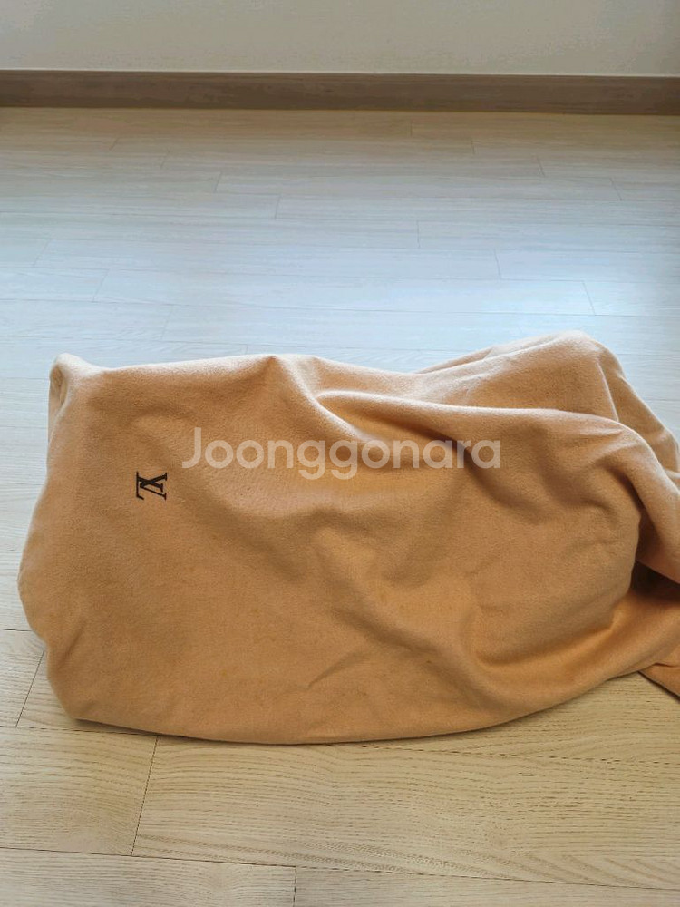 루이비통 에피 보스톤백--7