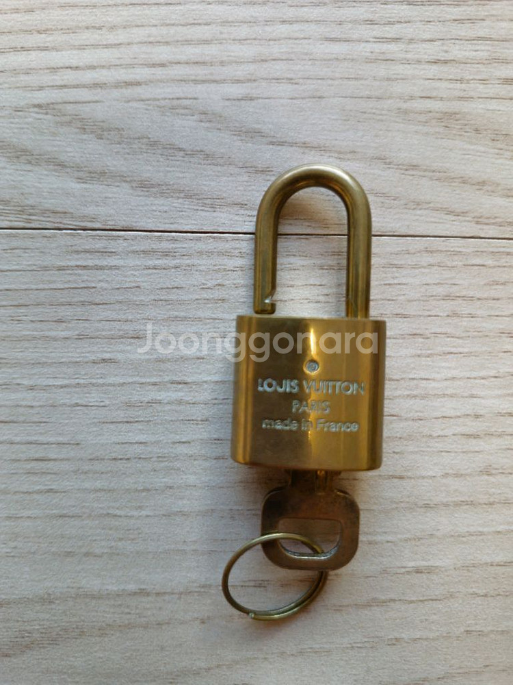 루이비통 에피 보스톤백--8