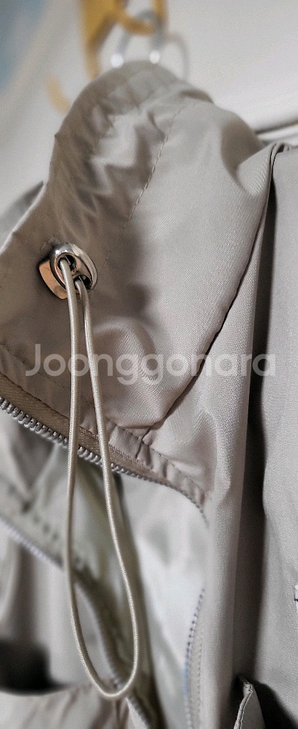 몽클 아우터 베이지색 새상품--2