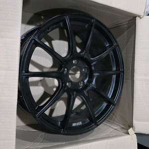 SSR GTX01 블랙 8.5J +45 19인치 동일옵