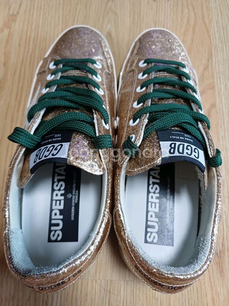 골든구스 골드 글리터 스니커즈 정품!39사이즈245!--3